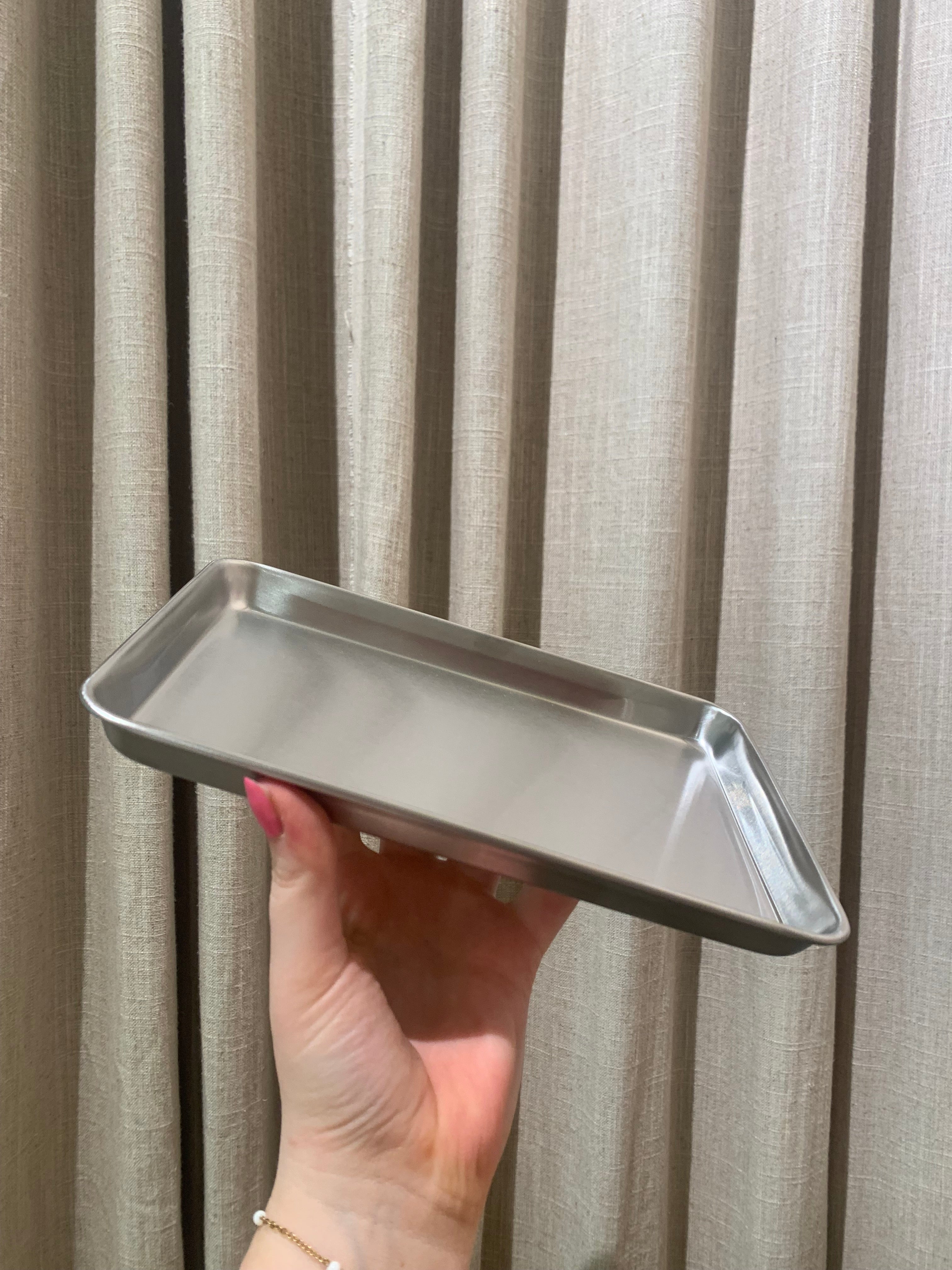 Steel tray