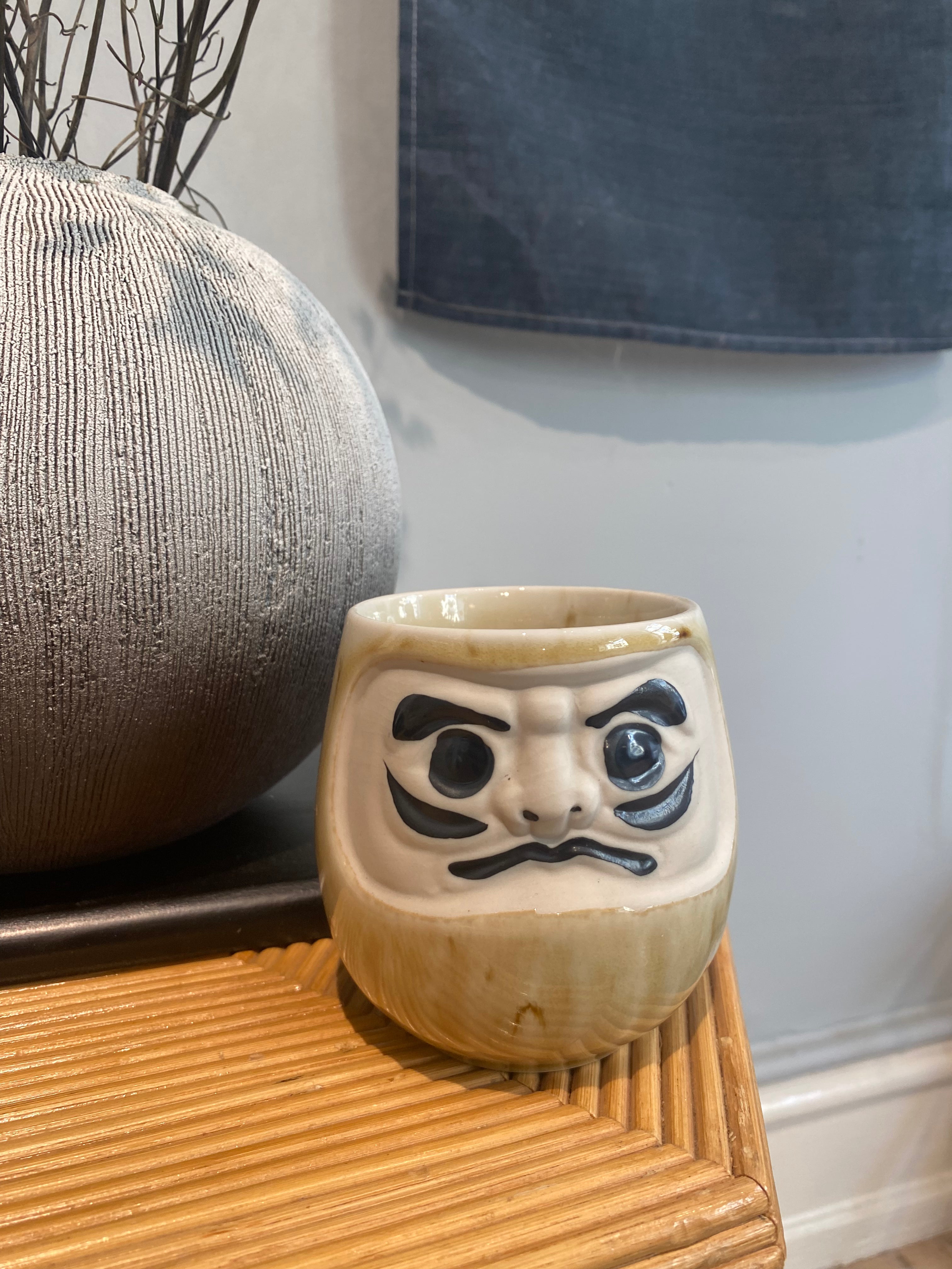 Daruma cup beige