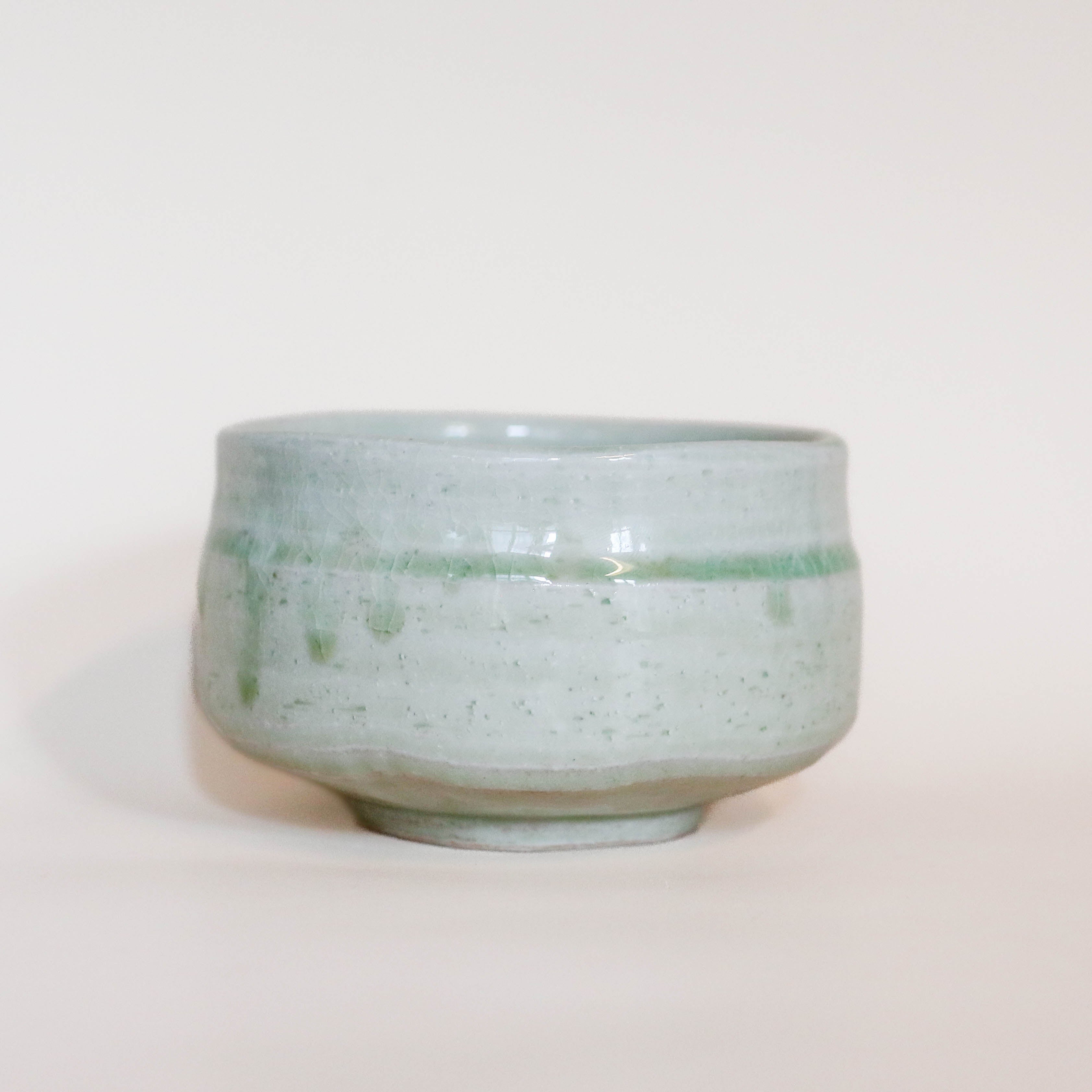 Matcha cup - Green with cracked bottom