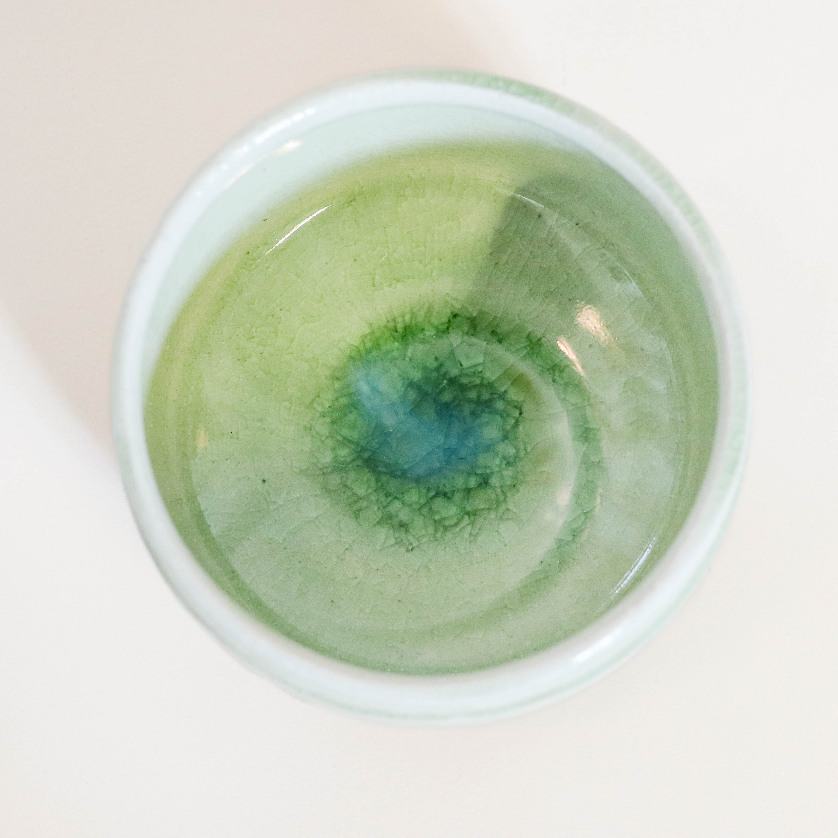 Matcha cup - Green with cracked bottom