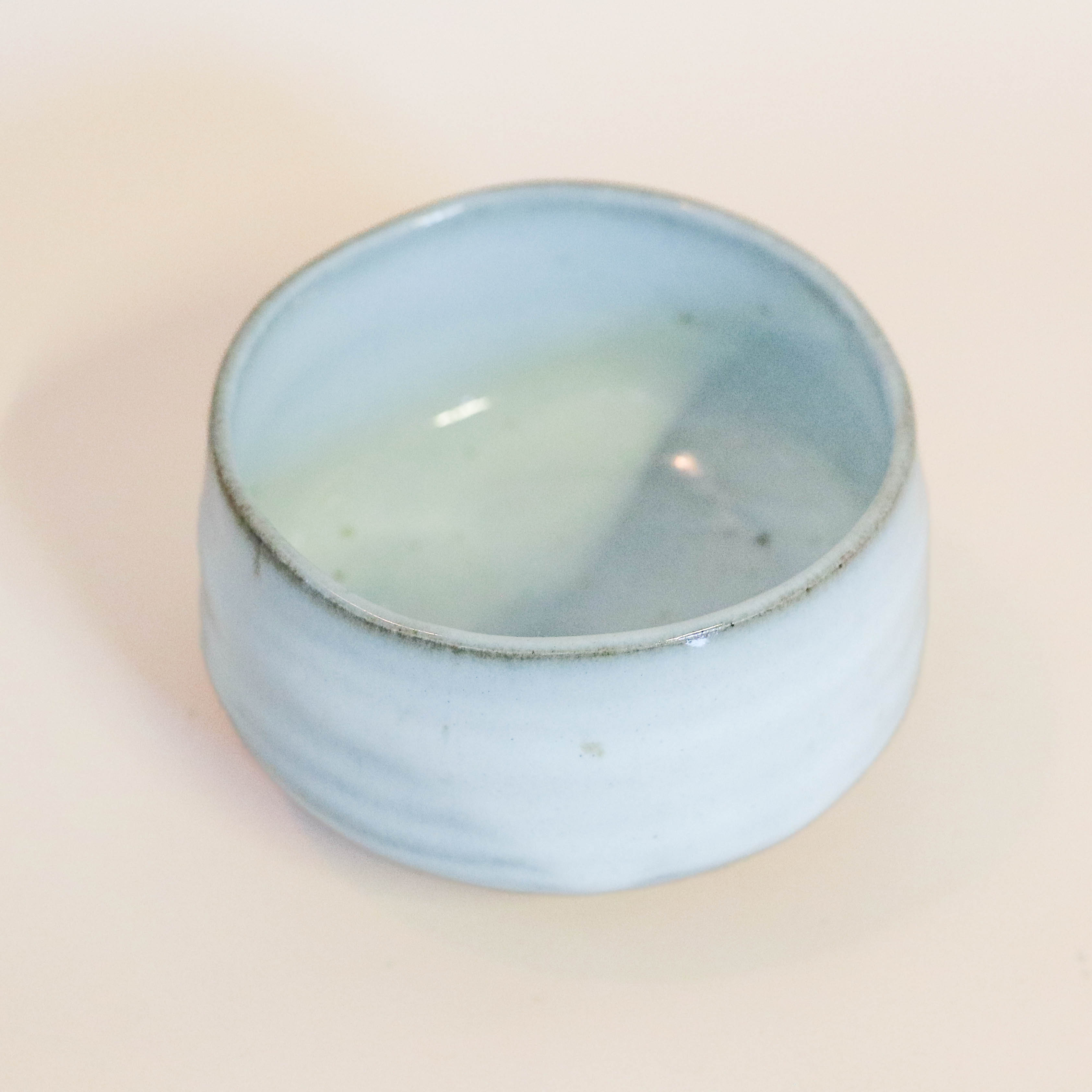 Matcha cup - Light blue glaze with brown sparkles