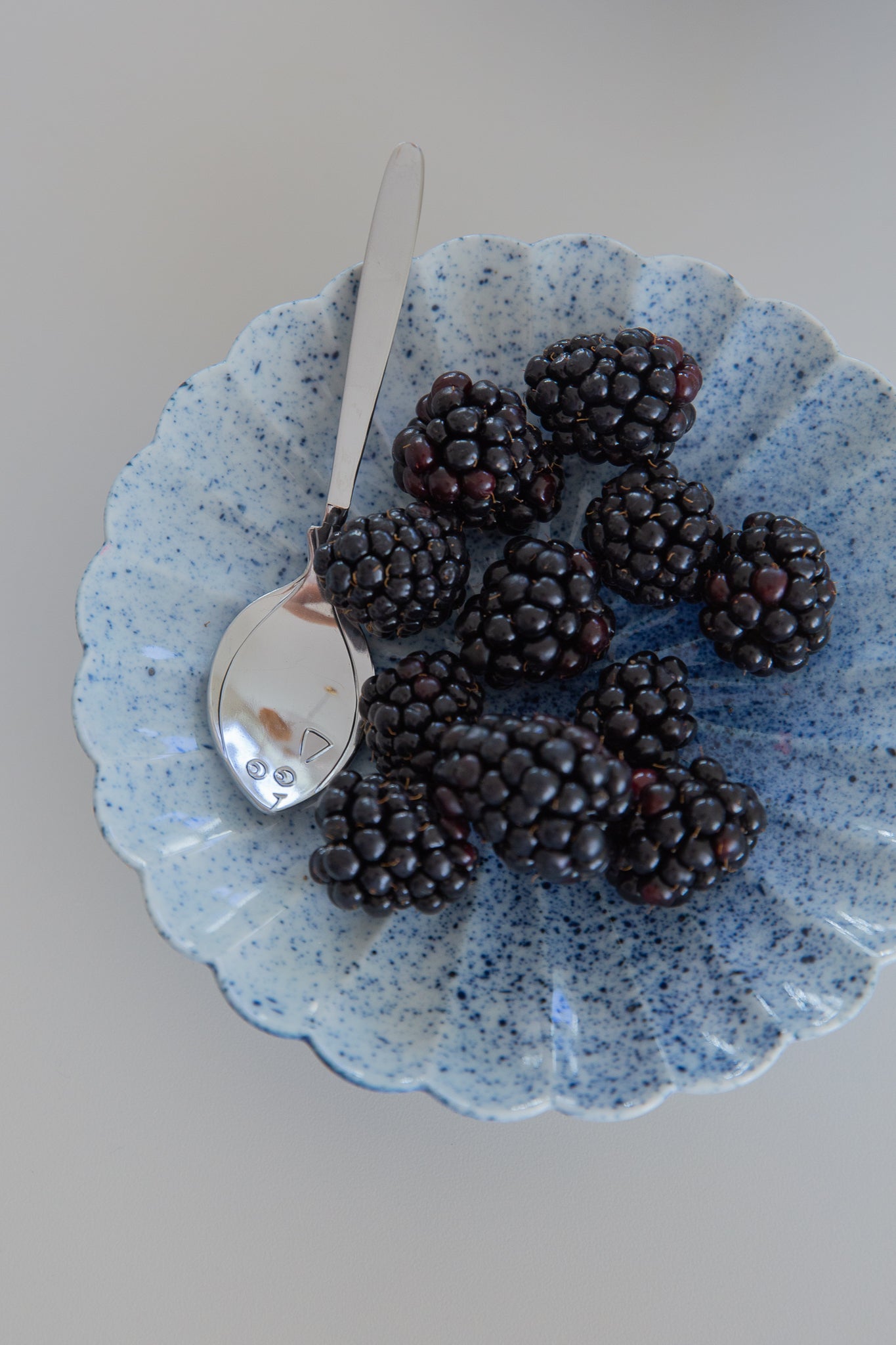 Japanese cake plate