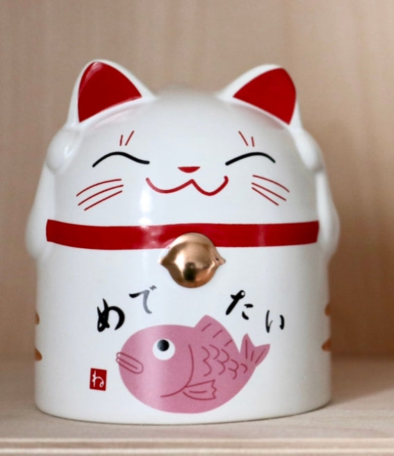 Lucky cat cup